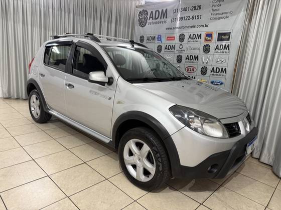 RENAULT SANDERO 1.6 STEPWAY 16V FLEX 4P MANUAL RENAULT SANDERO 1.6 STEPWAY 16V FLEX 4P MANUAL